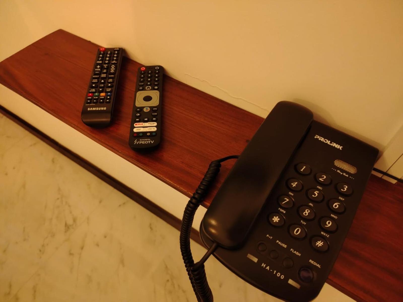 Diora Hotel Ratnapura Ngoại thất bức ảnh
